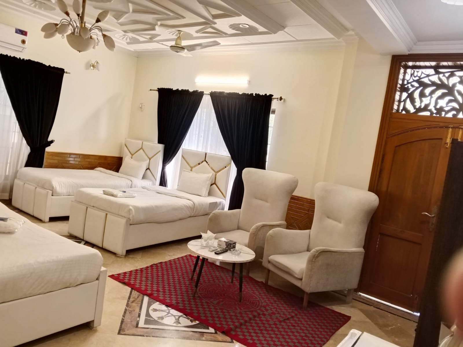 Deluxe Quadruple Room